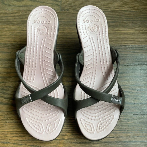 EUC Crocs Cyprus Block Heels Brown Pink Slip On Shoes - Picture 2 of 14